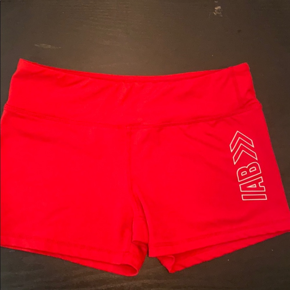 IAB BOOTY SHORTS RED